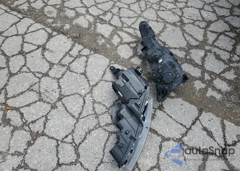 2020 Hyundai Elantra Sel from USA, damaged, VIN 5NPD84LF0LH572419